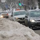 За  сталкивание снега  на дорогу  – штраф