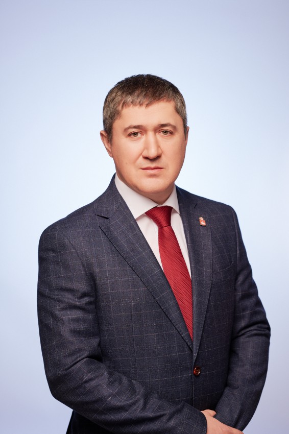 gubernator-2-1.jpeg