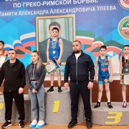 Успехи юношей и мужчин