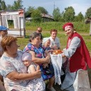 Басим объединил друзей 0
