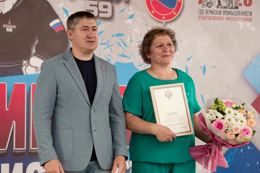 dmitrii-mahonin-i-marina-zaharova.jpg