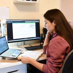 Как организовать ребенка на дистанте? Советы от пермских педагогов для родителей и учителей