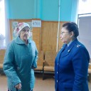 В формате диалога 4